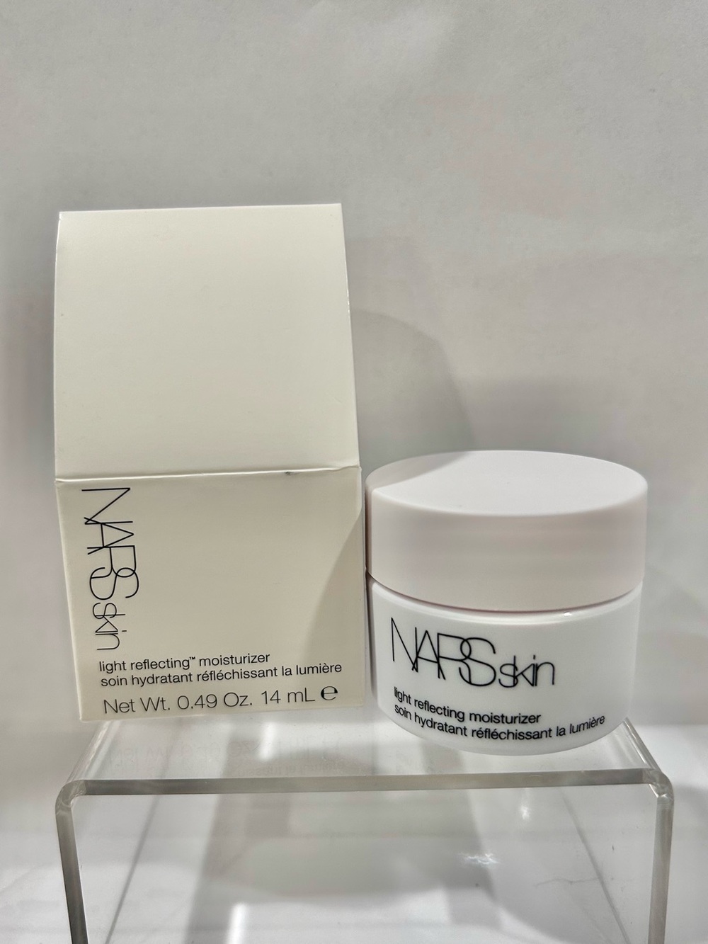 NARS Skin Light Reflecting Moisturizer